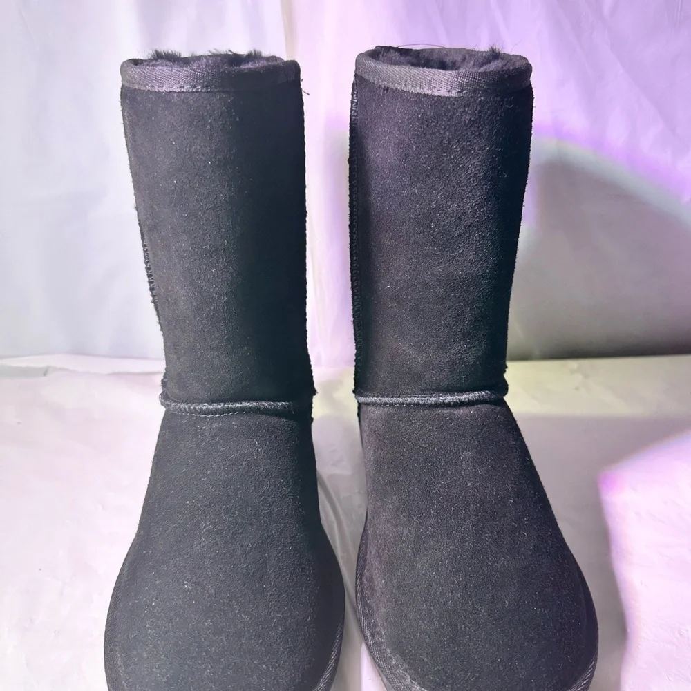 Minnetonka Black Suede Winter Boots